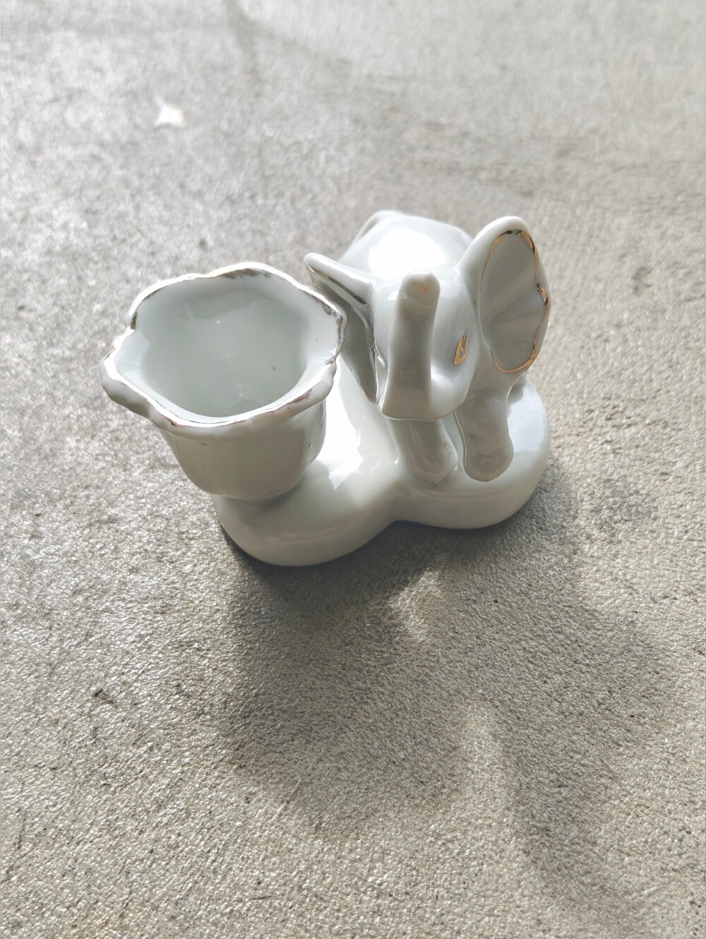 Porcelain Elephant Figurine Candle Holder with Scalloped Cup White